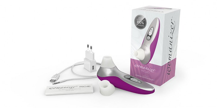 Womanizer pro40 with accessories